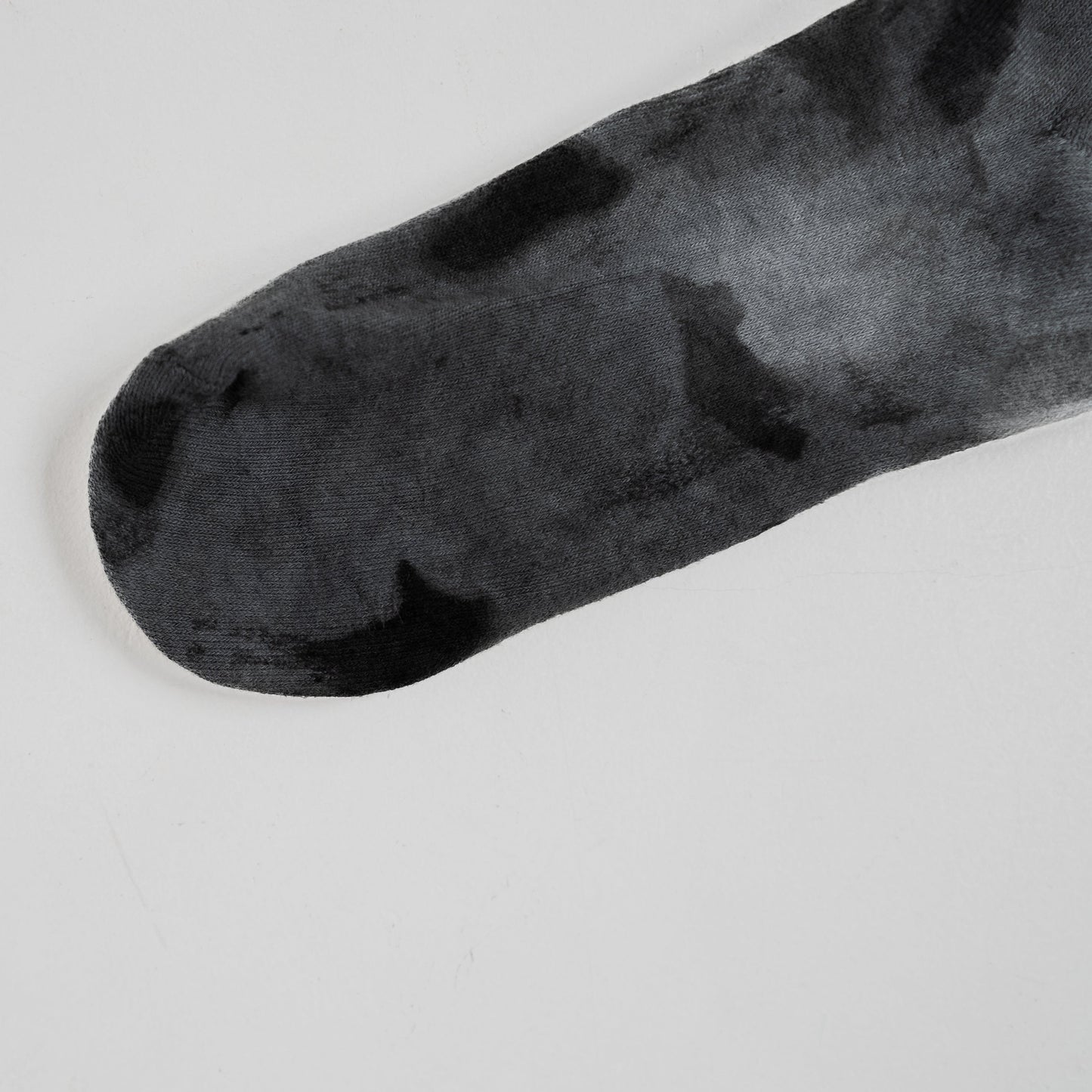 SOCKS / SOOT TIE-DYE